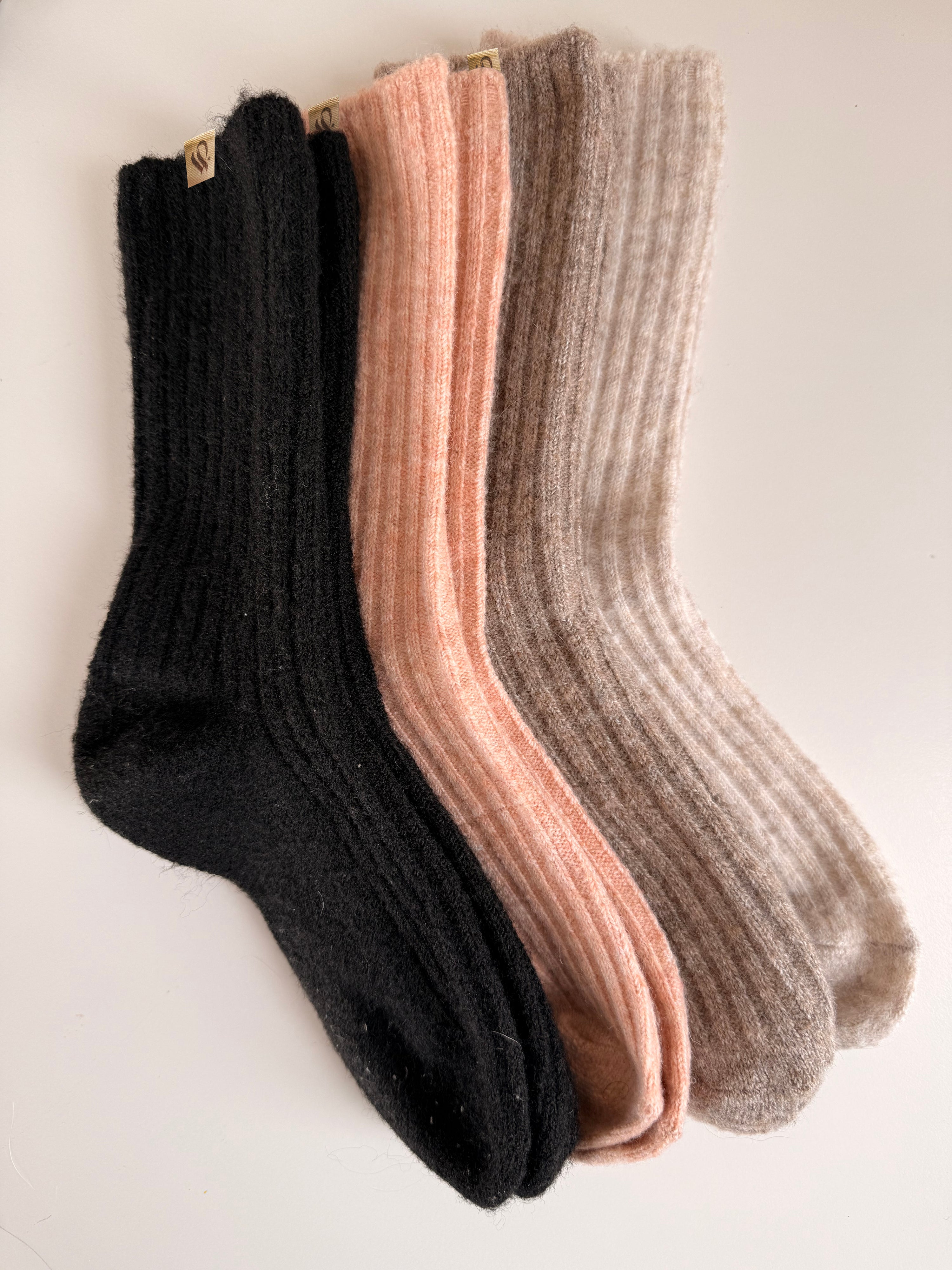 Chaussettes — Enveloppantes de laine douce