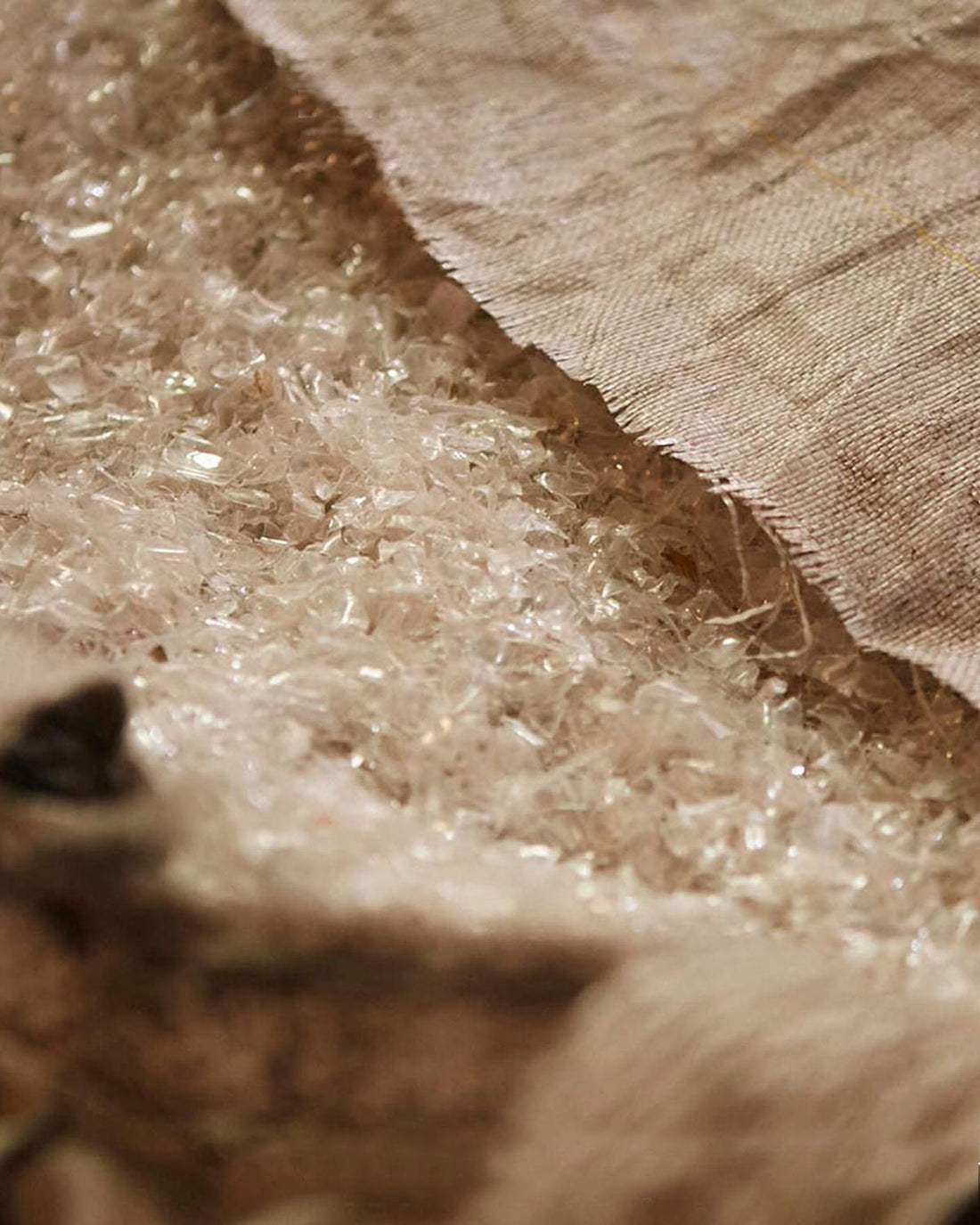 Polyester : quand nos vêtements étouffent la planète