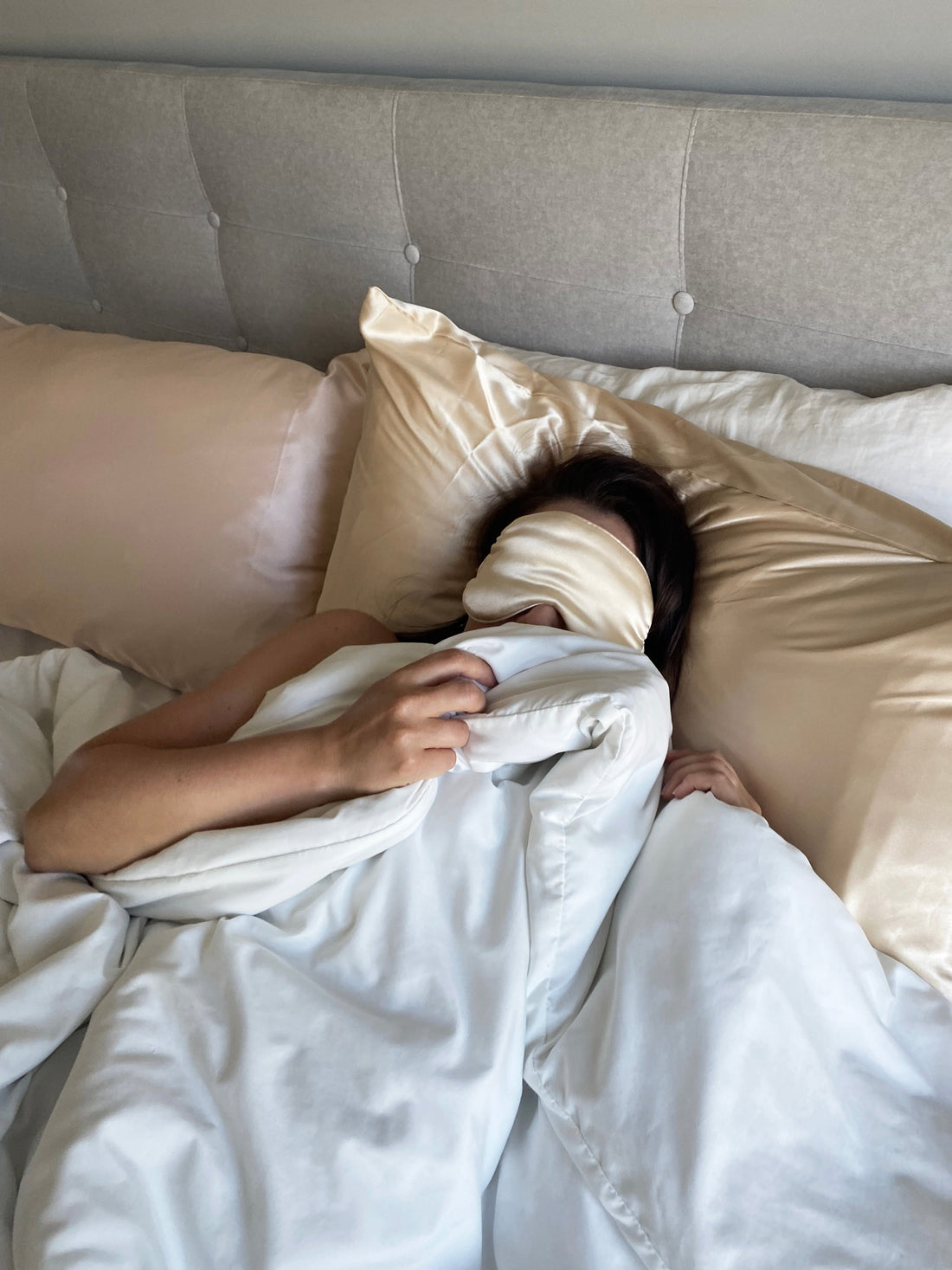 L’importance du sommeil pour la santé des femmes : science, hormones et équilibre de vie.