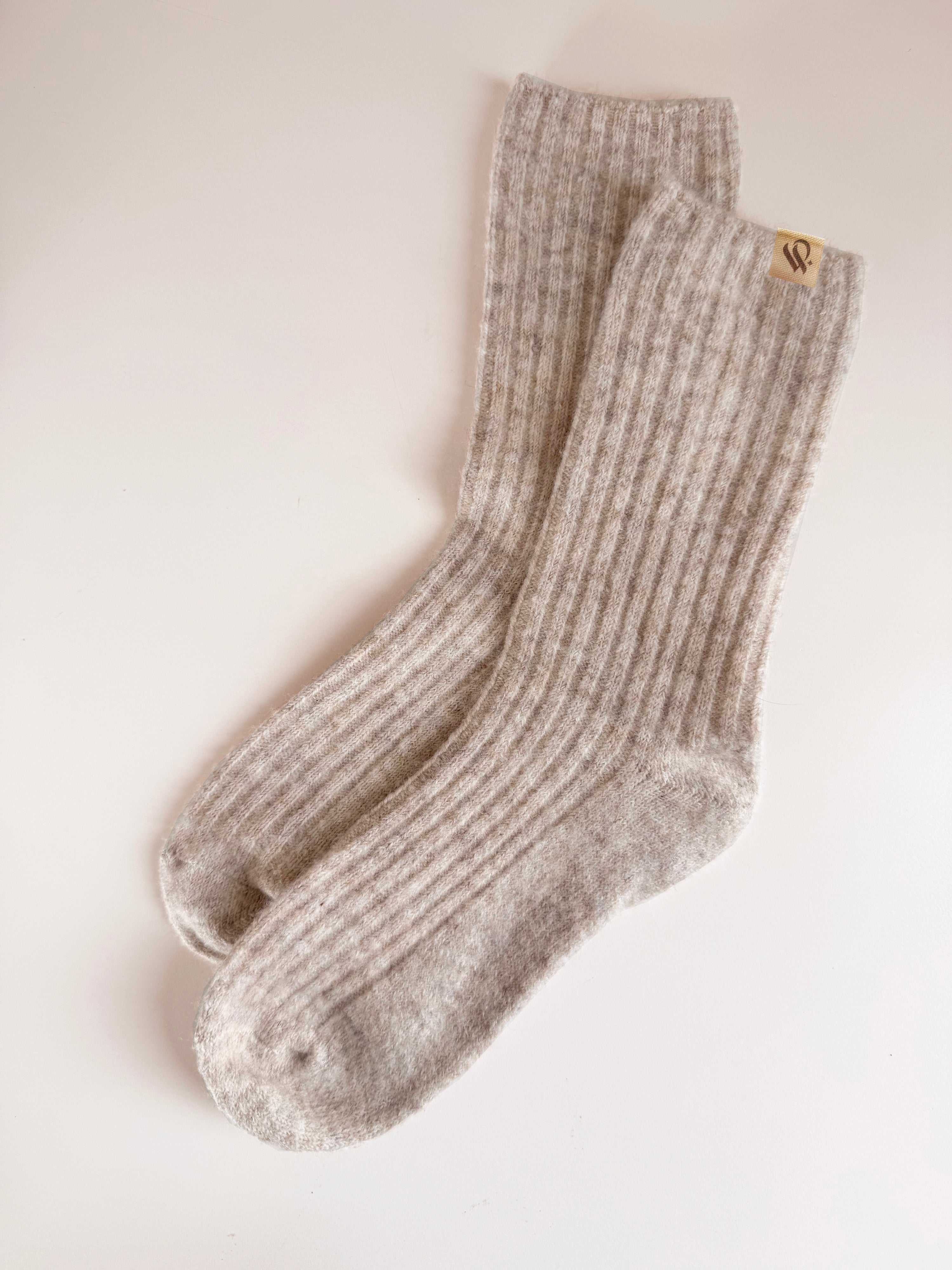 Chaussettes — Enveloppantes de laine douce