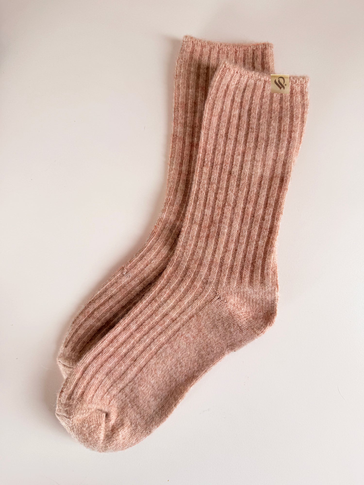Chaussettes — Enveloppantes de laine douce