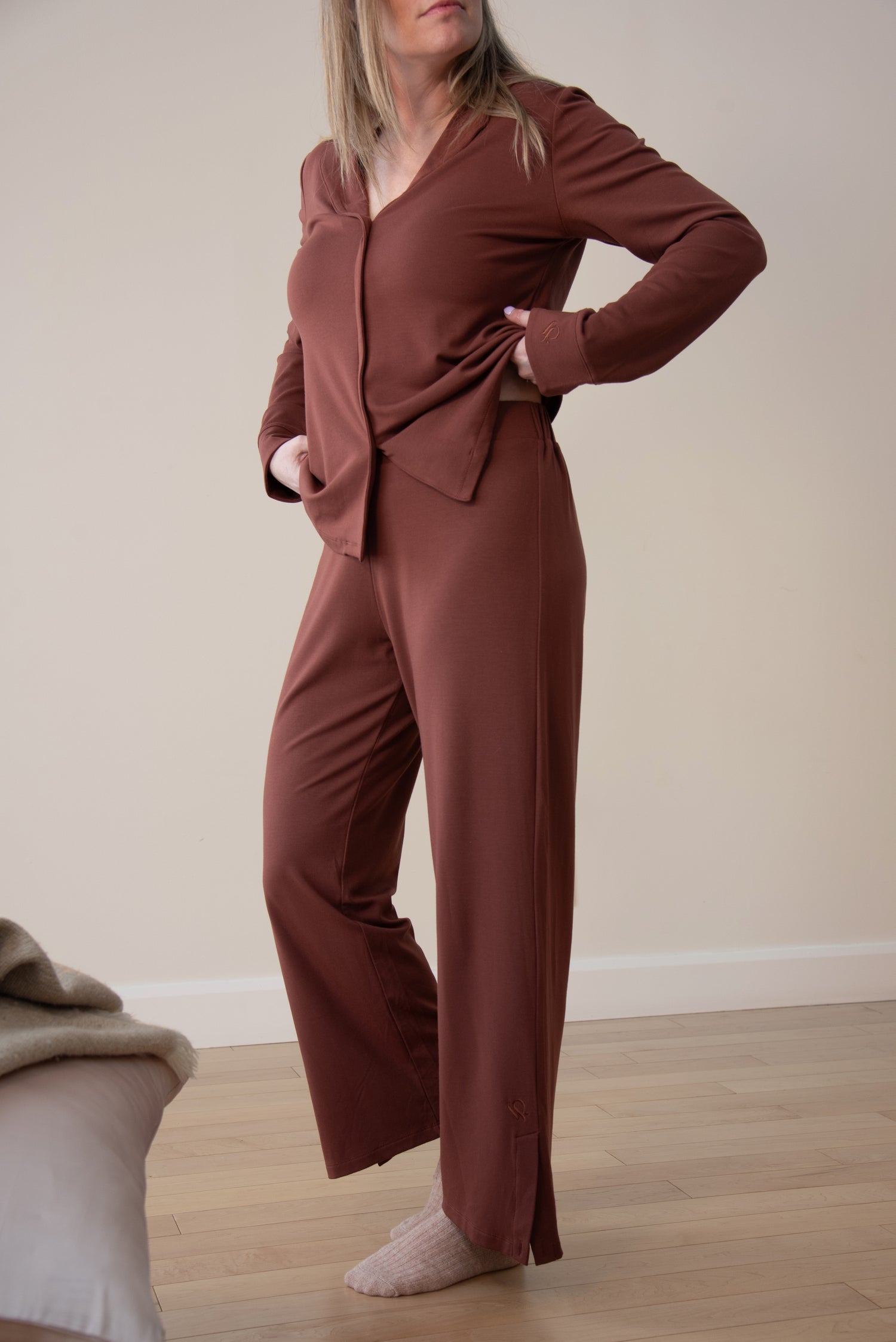 Pantalon à fentes — Coupe droite