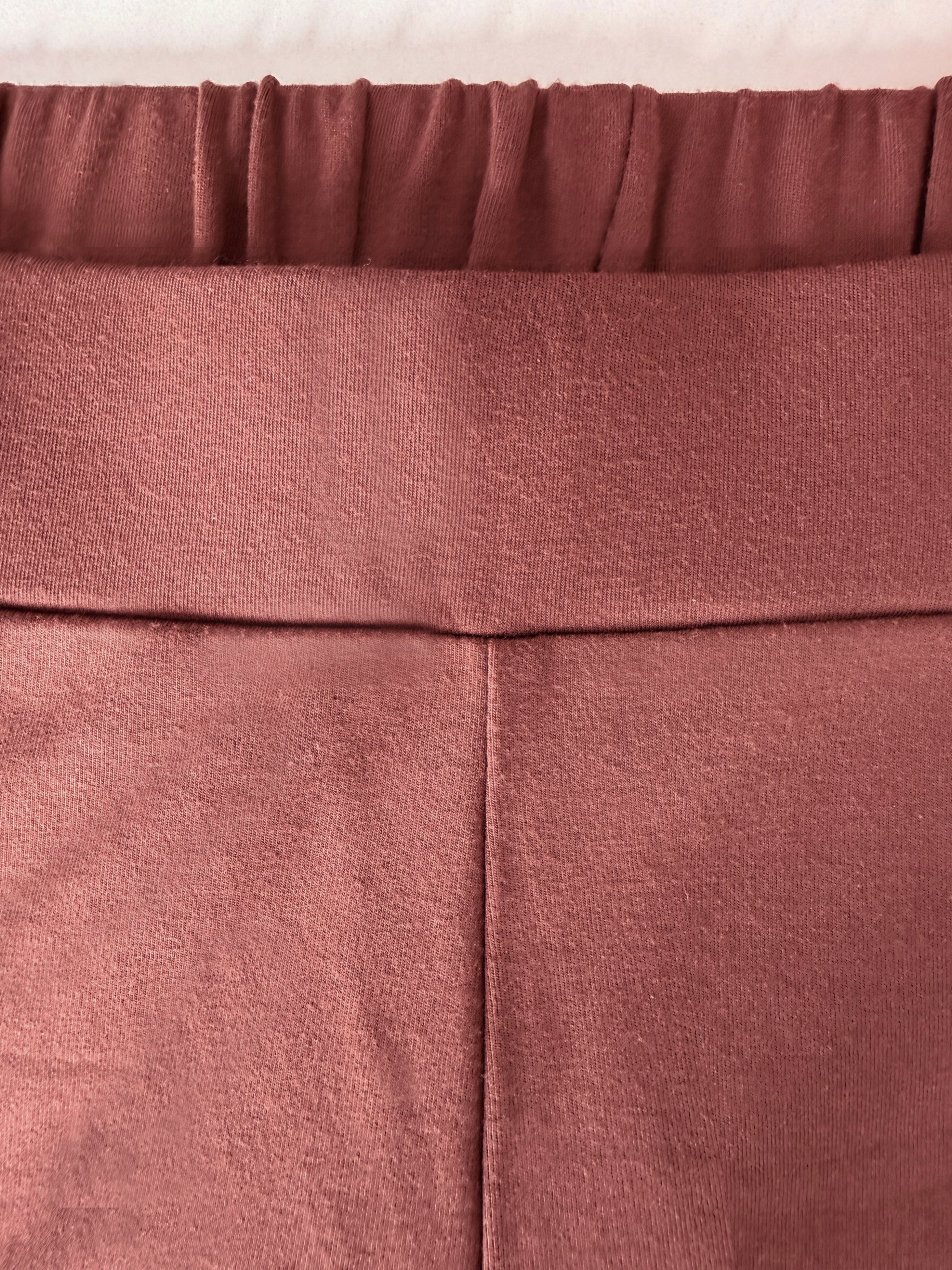 Pantalon à fentes — Coupe droite