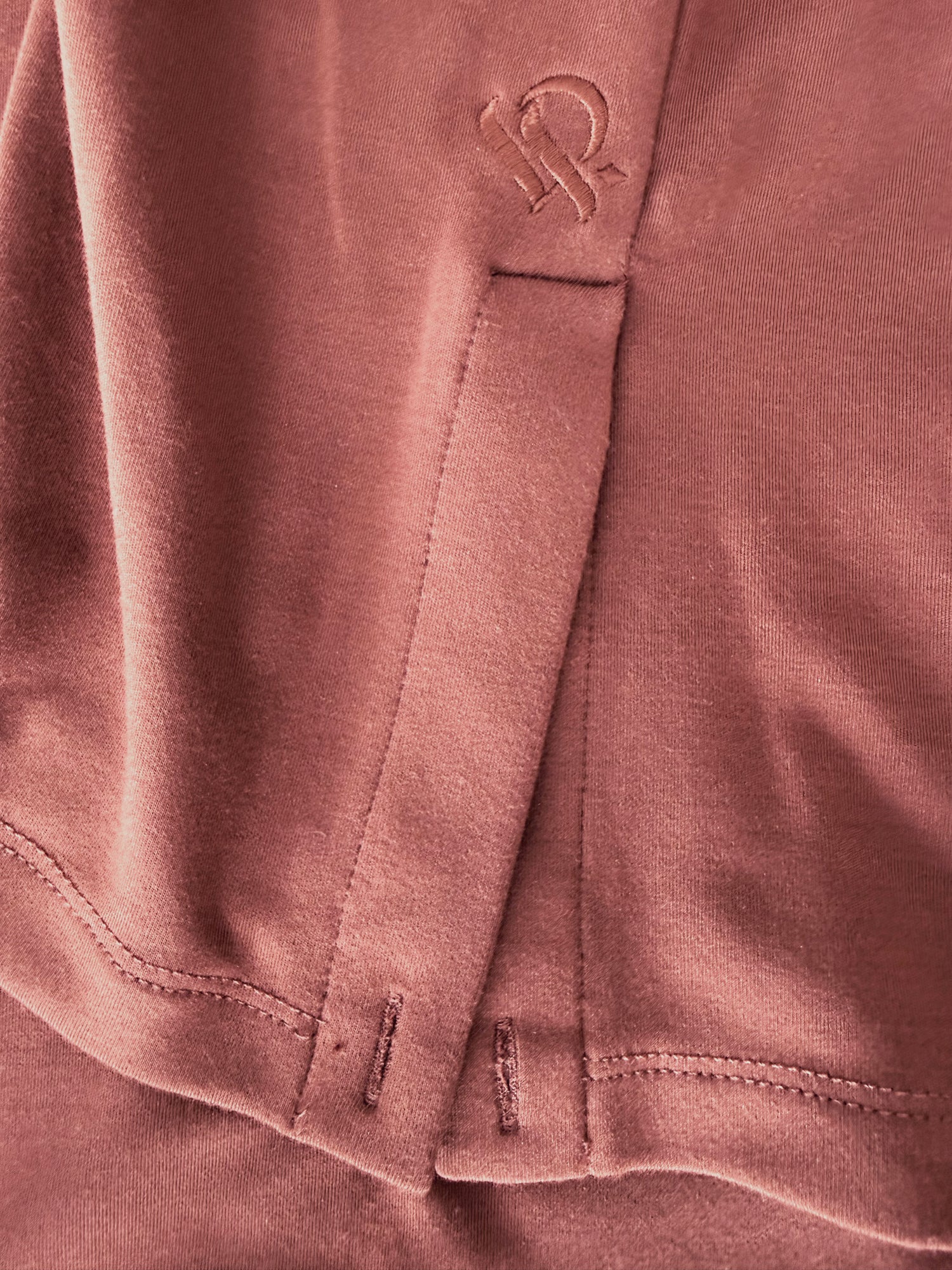 Pantalon à fentes — Coupe droite